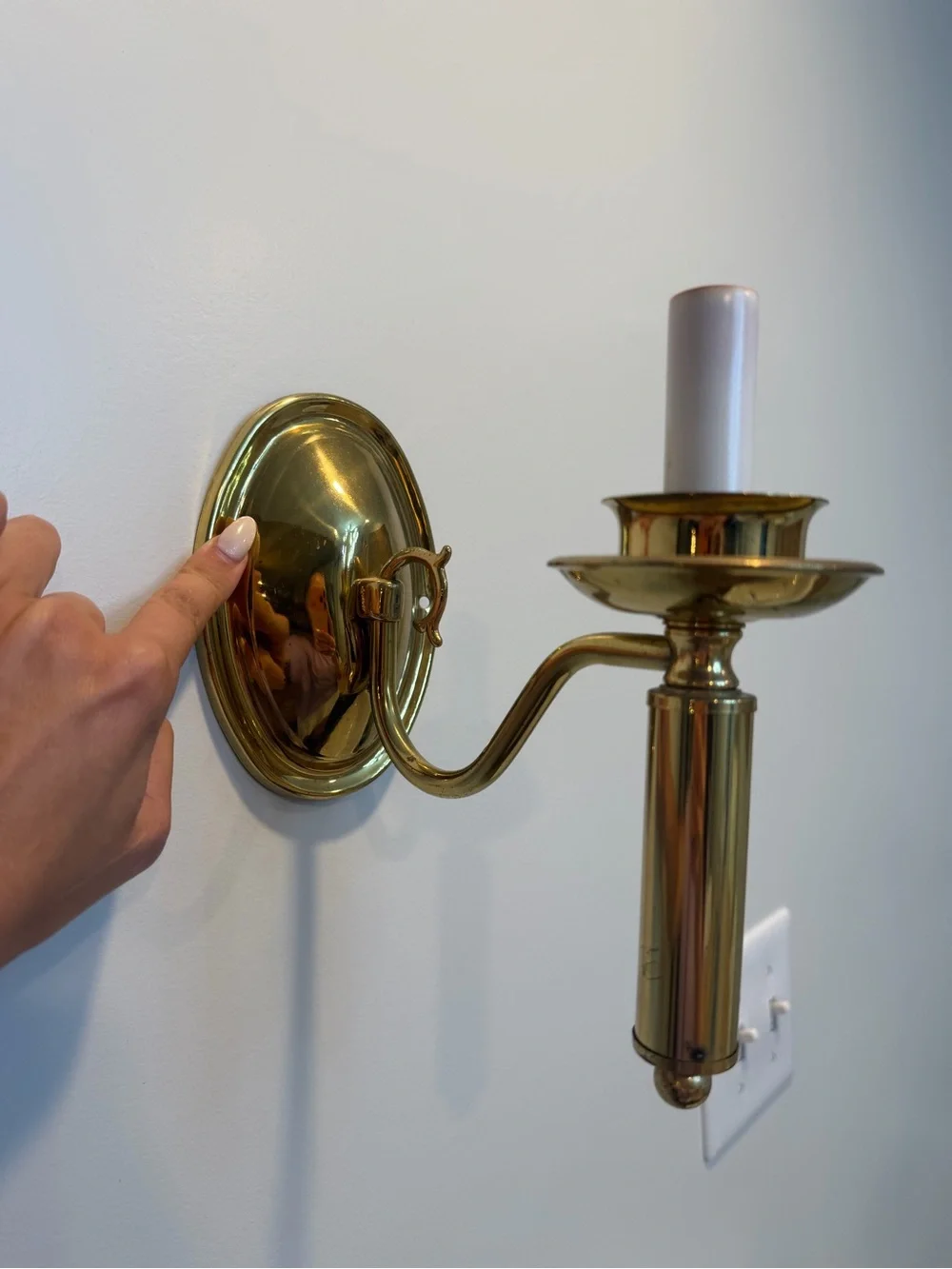 Vintage Brass Wall Sconce Accent Light - Polished Brass